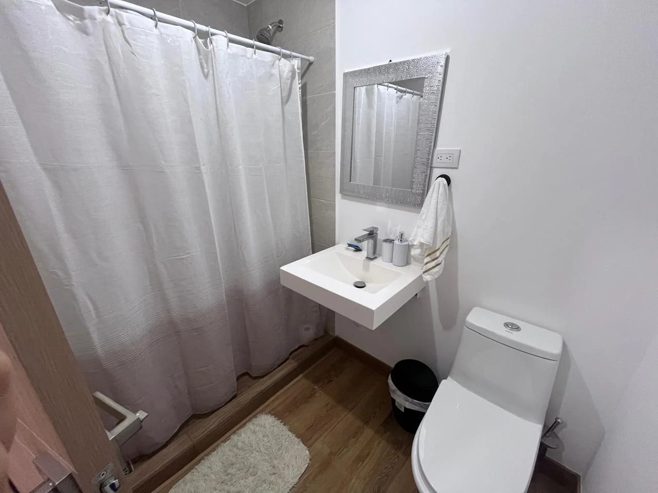 APARTAMENTO AMUEBLADO ZONA 2 EL ZAPOTE — foto 5 de 9