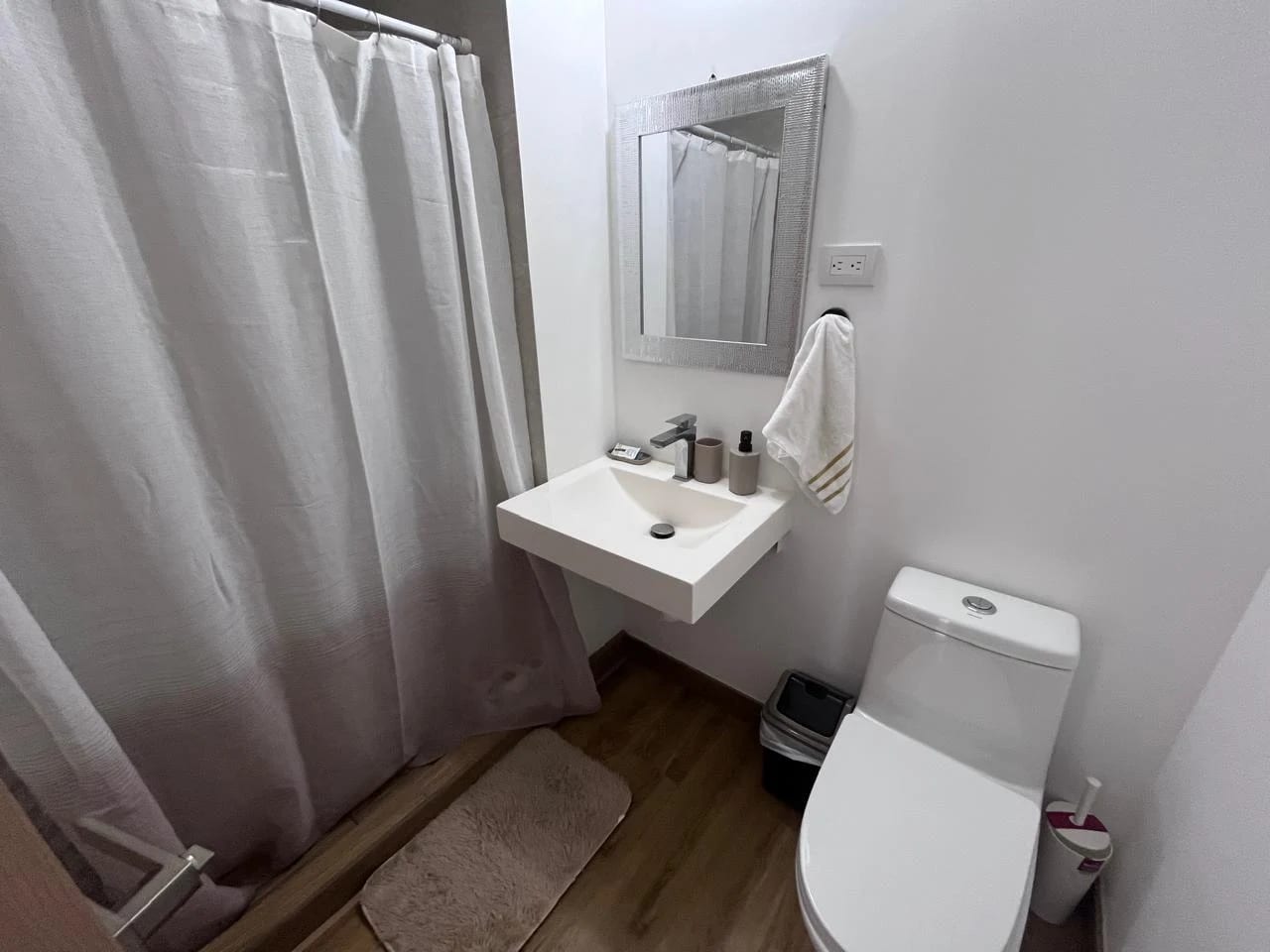 APARTAMENTO AMUEBLADO ZONA 2 EL ZAPOTE — foto 8 de 9