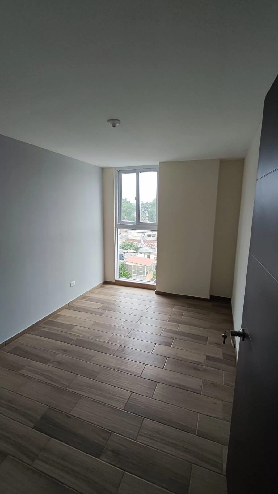 APARTAMENTO EN VENTA ZONA 11 EDIFICIO ZENTIA — foto 2 de 6