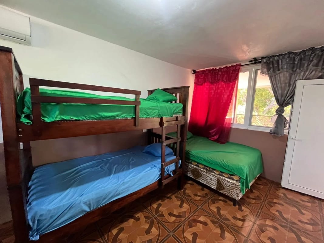 CASA AMUEBLADA EN VENTA MONTERRICO — foto 12 de 16