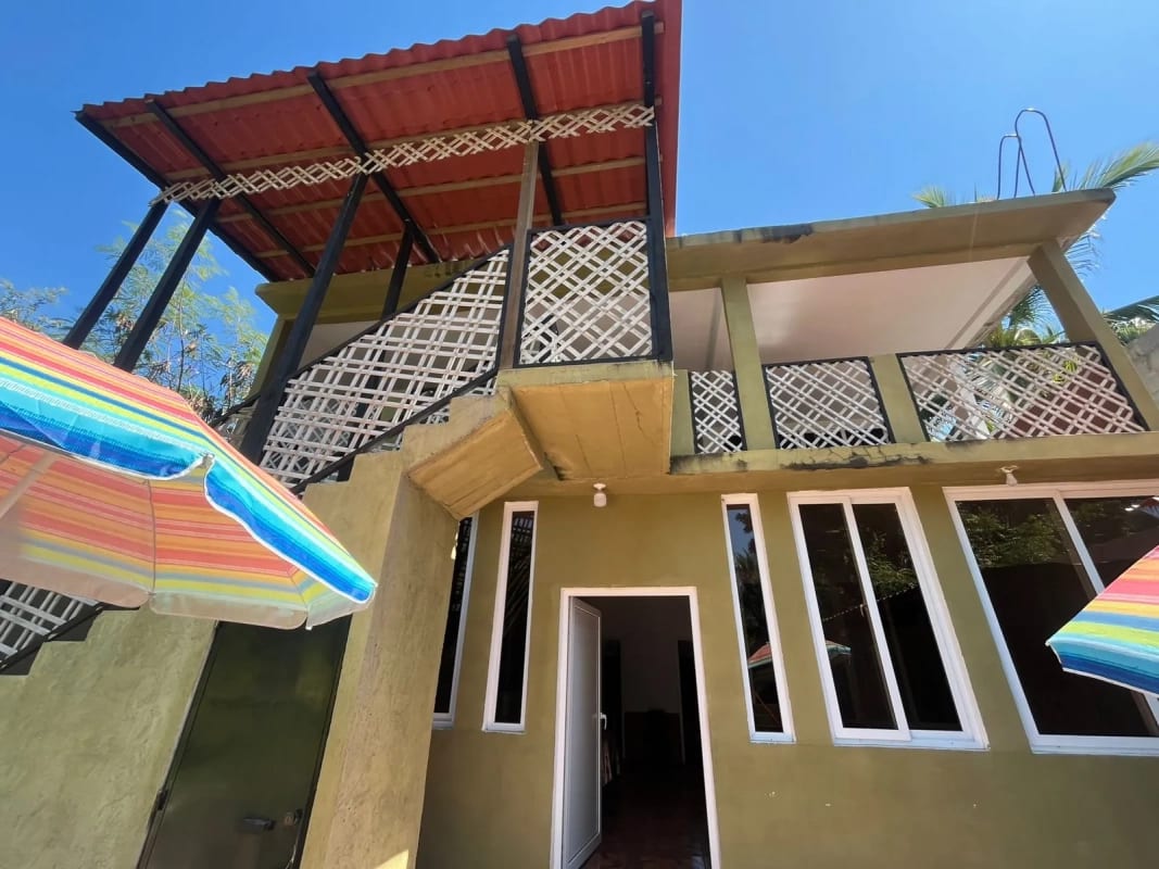 CASA AMUEBLADA EN VENTA MONTERRICO — foto 1 de 16