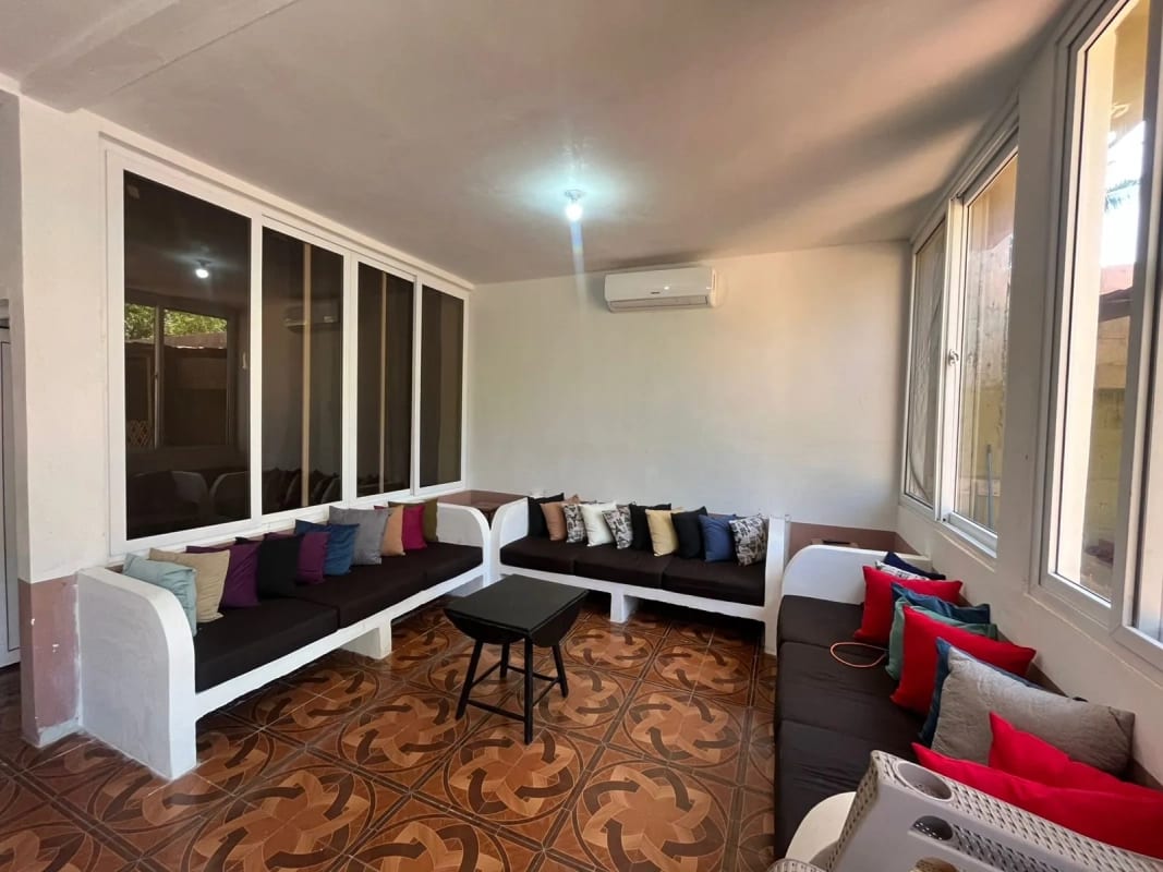 CASA AMUEBLADA EN VENTA MONTERRICO — foto 15 de 16
