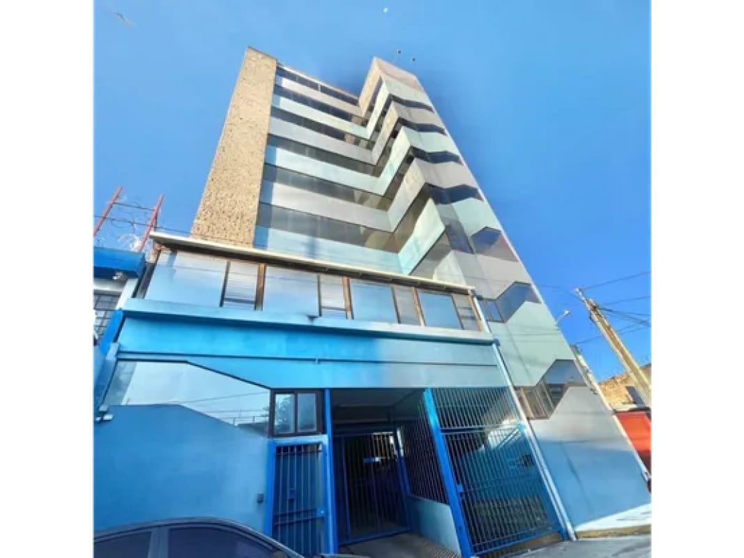 EDIFICIO EN VENTA PARA INVERSIÓN — foto 1 de 12