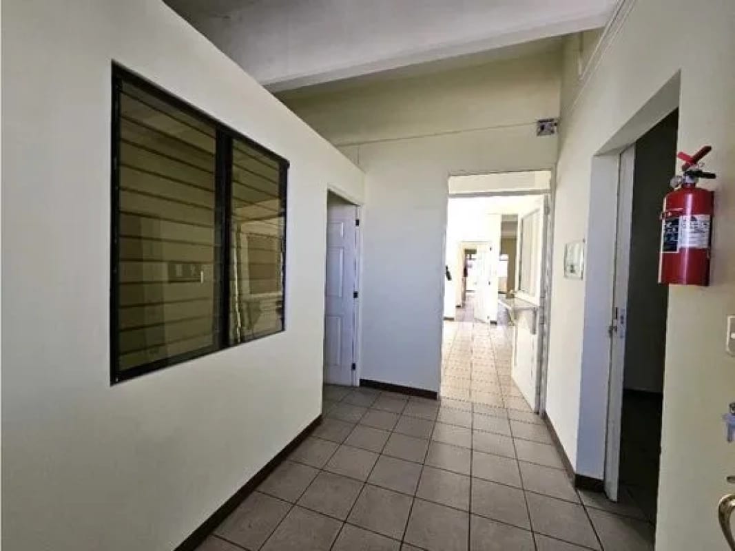 EDIFICIO EN VENTA PARA INVERSIÓN — foto 5 de 12